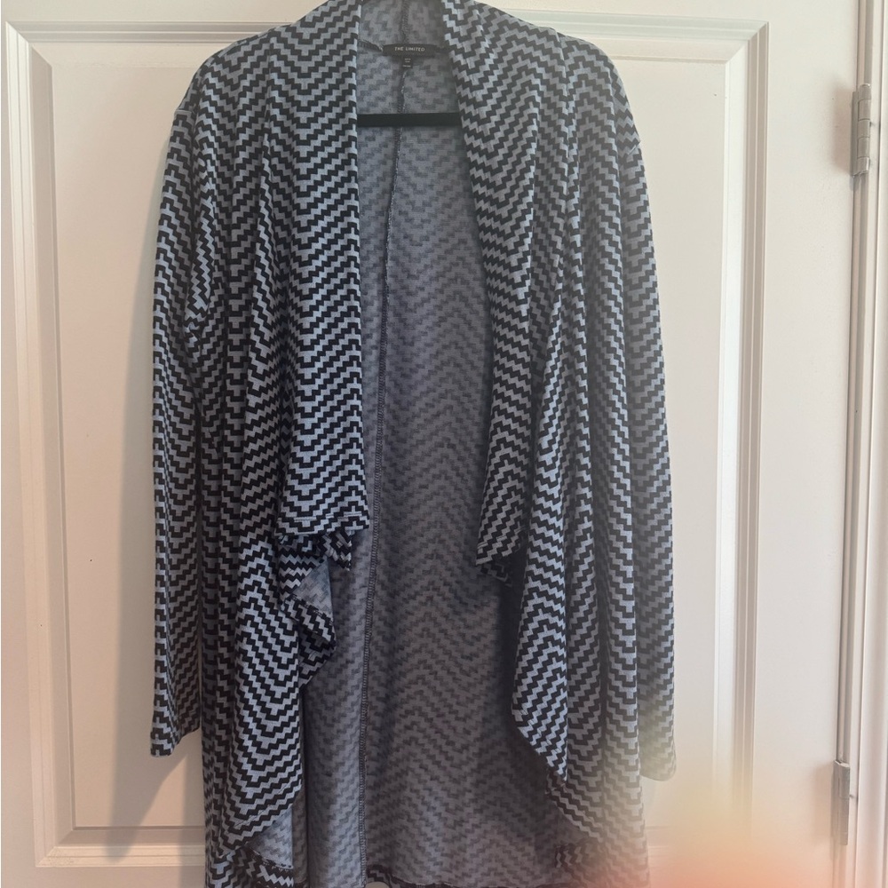 Chevron Patterned Light Blue and Navy Women's Open Sweater